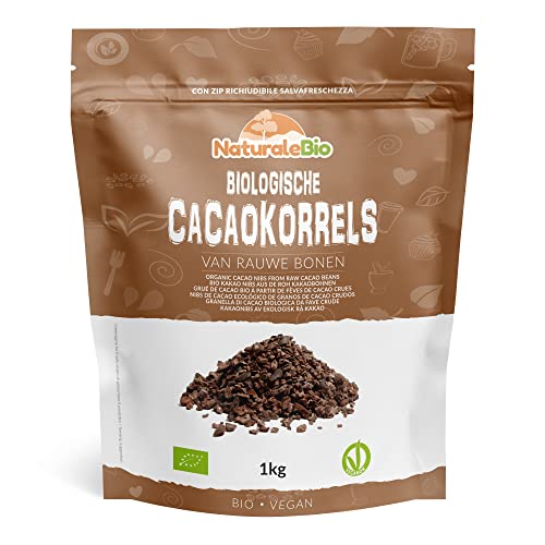 Rauwe Biologische Cacaobonen Stukjes 1 Kg. Organic Raw Cacao Nibs. Bio, Natuurlijk en Zuiver. Geproduceerd in Peru van de boom theobroma cacao. Bron van Magnesium, Kalium en Ijzer. NaturaleBio