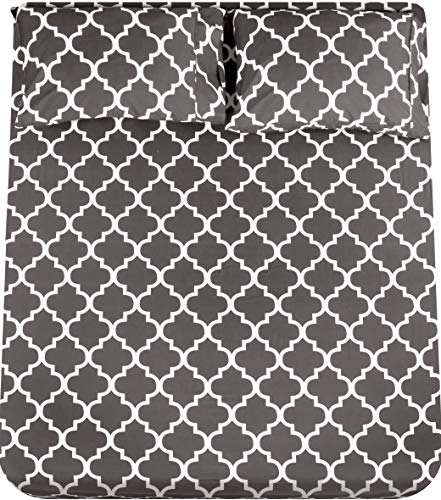 Utopia Bedding Bedrukte Cal King Sheet Set - 1 hoeslaken, 1 plat laken en 2 kussenslopen - zacht geborsteld microvezelweefsel - krimp- en kleurbestendig (Cal King, Grijs Quatrefoil met wit patroon)